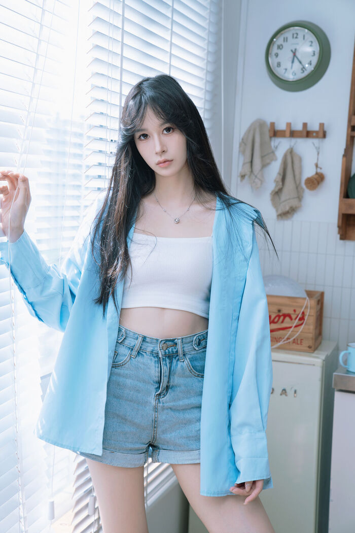 YiTuYu 艺图语 Vol.7802 Ting Ting 18th image