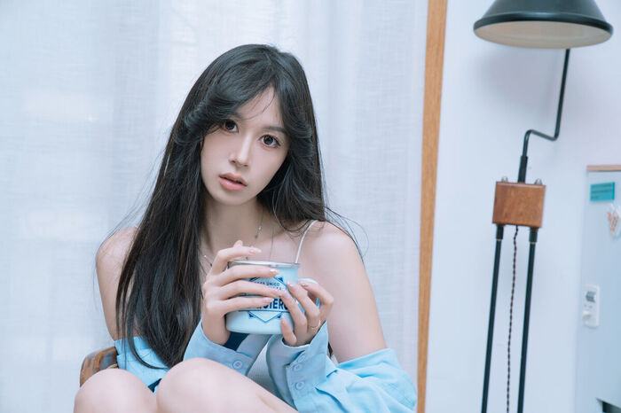 YiTuYu 艺图语 Vol.7802 Ting Ting 24th image