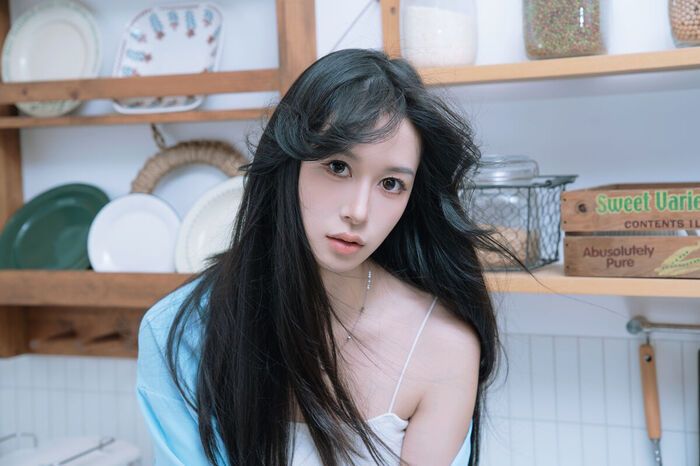 YiTuYu 艺图语 Vol.7802 Ting Ting 9th image