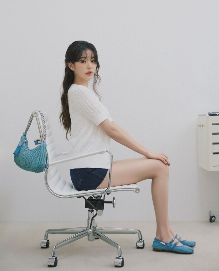 아이브(IVE) 장원영(Jang Won-young) 타미진스 25SS 화보① 2th image