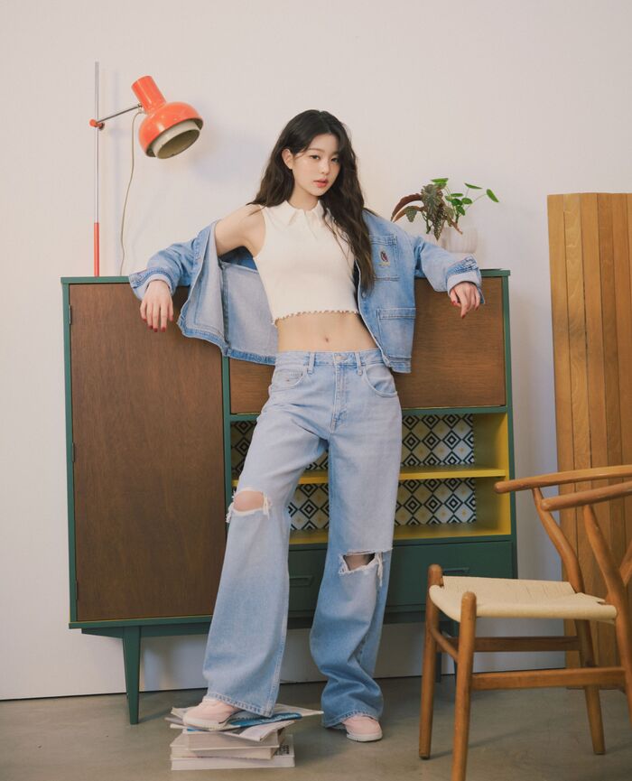아이브(IVE) 장원영(Jang Won-young) 타미진스 25SS 화보① 6th image