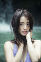 [Image] Aya Ueto (39) releases a naughty boobs photo book wwwwwwww The ban on advance cuts showing a glimpse of cleavage has been lifted!!