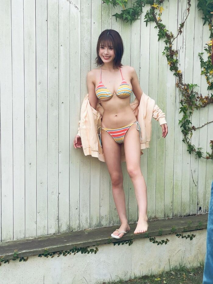 [Image] I-cup female college student influencer, first swimsuit gravure ban lifted wwwwwww Nano Ogasawara, shocking proportions released for the first time!! 8th image