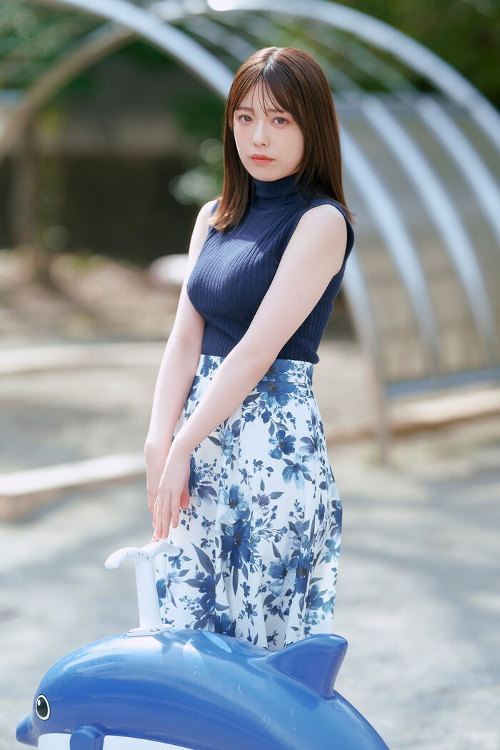 [Image] Kira Shiomi releases nude photo book wwwww A talented woman who ranks first in the high school mathematics national mock exam, challenges 'limit exposure' for the first time without a single thread!! 12th image