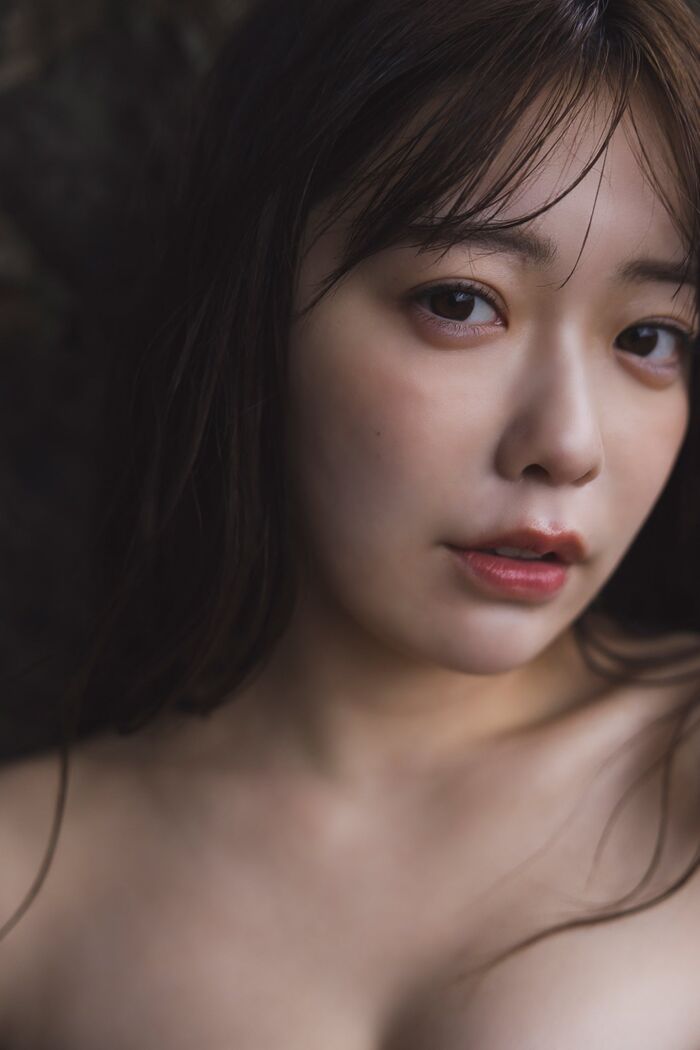 [Image] Kira Shiomi releases nude photo book wwwww A talented woman who ranks first in the high school mathematics national mock exam, challenges 'limit exposure' for the first time without a single thread!! 9th image