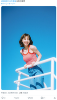 [Image] Hinatazaka 46 Suzuka Tomita, big & shoulder muscle cut ban lifted from the wwwwwww1st photo book that her boobs are too big !!wwwwwww