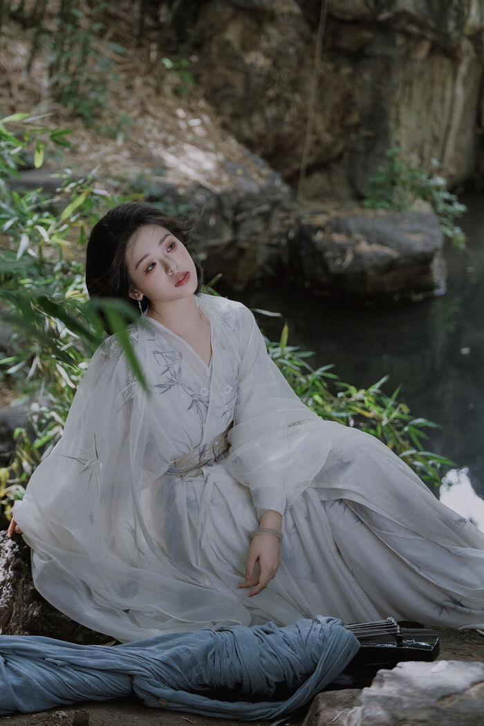 YiTuYu艺图语 Vol.8206 瑶瑶 (25P) 17th image