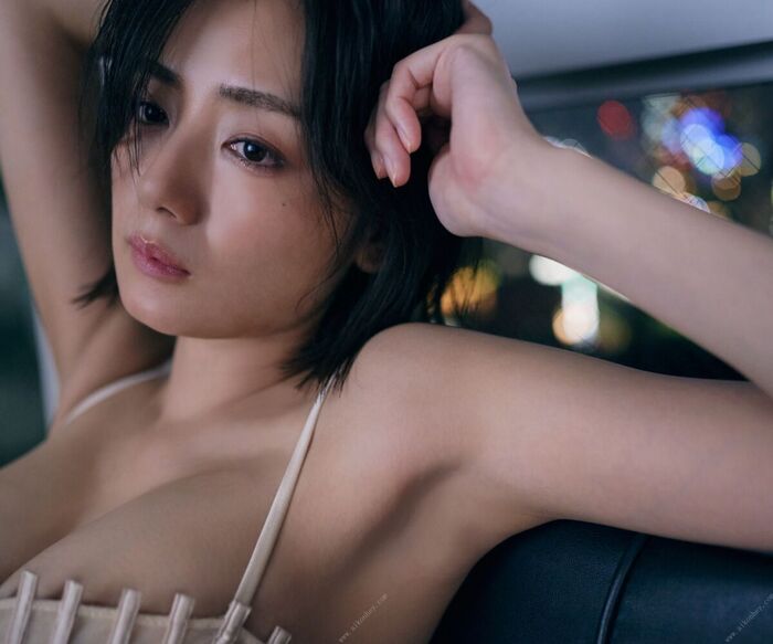 JP Moemi Katayama 片山萌美 - 街に生きる 週プレ PHOTO BOOK (65P) 26th image