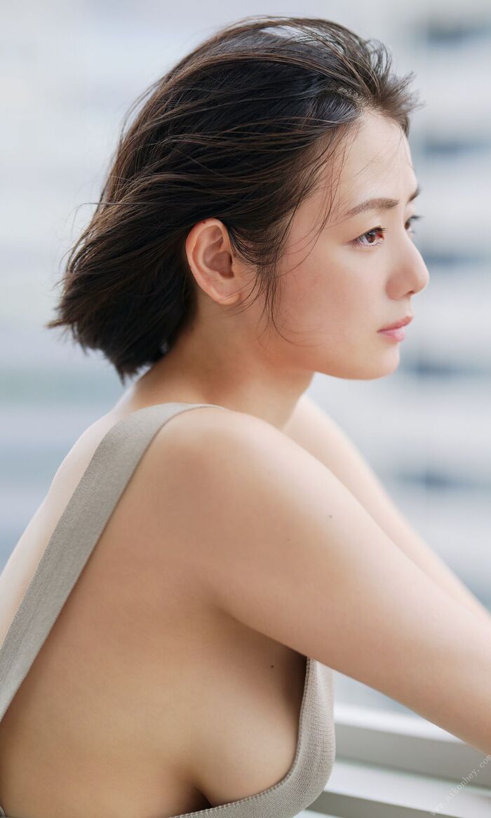 JP Moemi Katayama 片山萌美 - 街に生きる 週プレ PHOTO BOOK (65P) 48th image