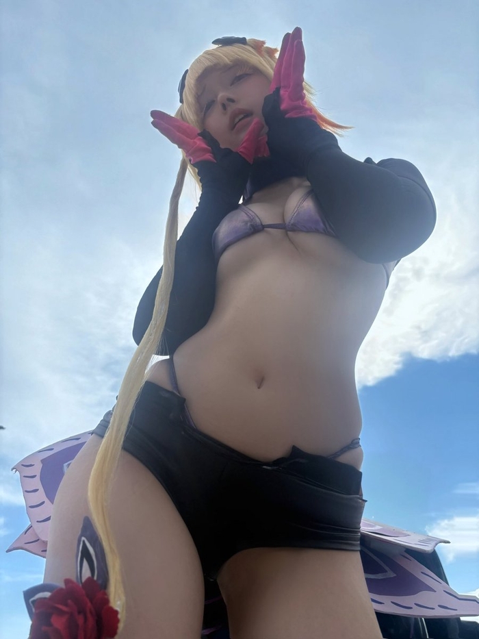 [Image] Cosplayer dressed like a swimsuit at Comiket 'Okay, it looks like a sunburn mark, doesn't it?' 8th image