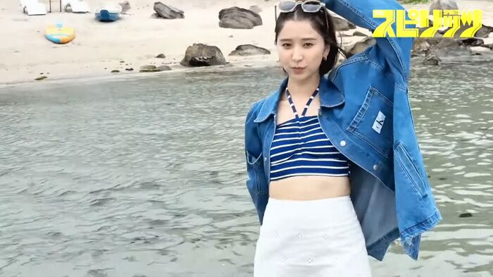 [Image] Shiori Momokuro Tamai (30), swimsuit pictorial is too cute wwwwwwwww1st photo book Hisage Spirits Appeared on the cover!! 10th image