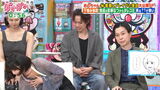 A broadcast accident in which that girl is warm and flickering her chest and desperately guarding