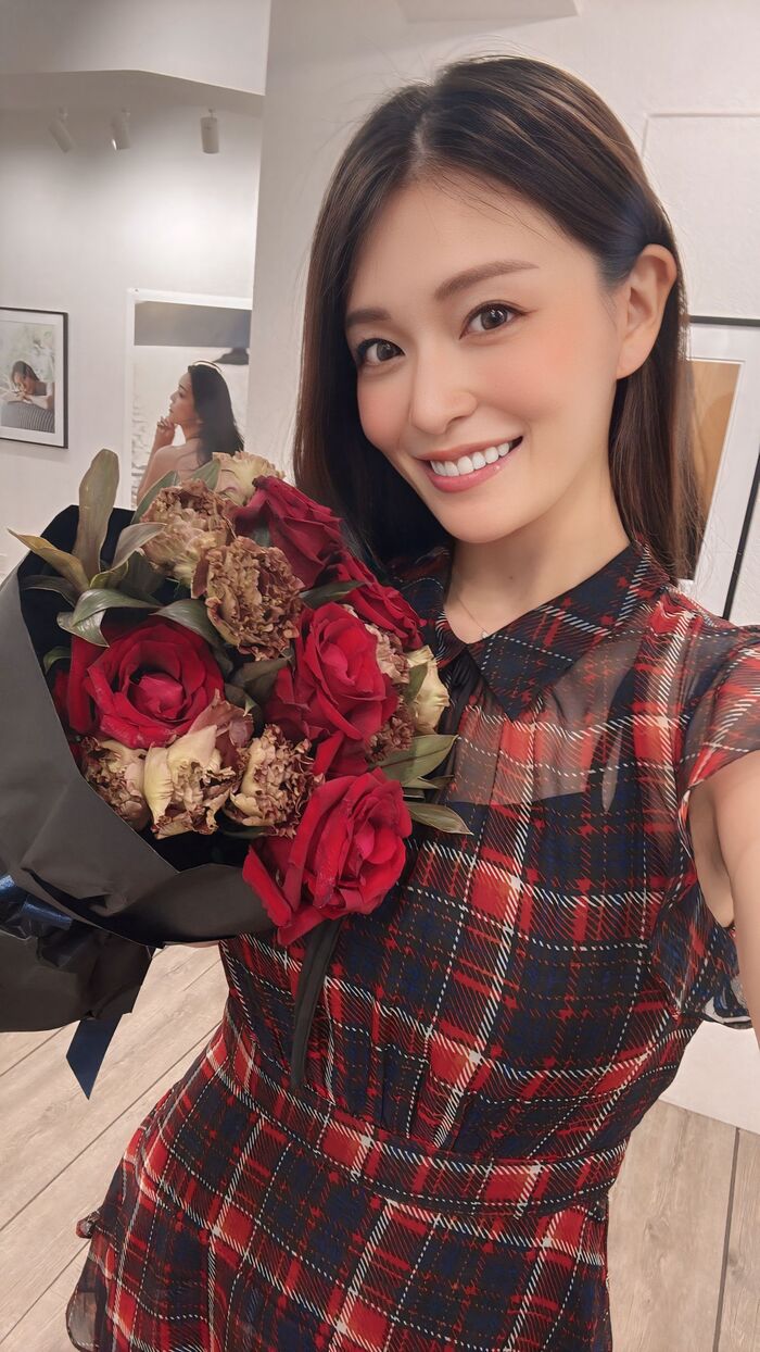 Mary Tachibana, who announced her retirement in May 2026, shows a beautiful appearance with both elegance and sex appeal in her nude imeibi for the first time in four years lol 15th image