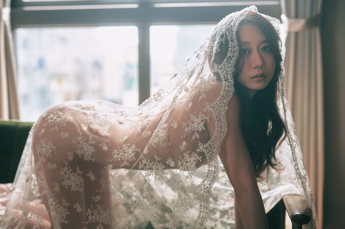 【画像】元SKE48さん、ほぼ全裸になってしまうwwwwww古畑奈和、2nd写真集からもっとも大胆なカットを公開！！！ 8th image