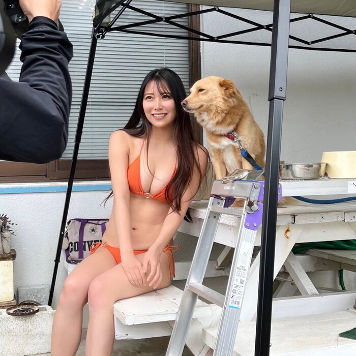 Former NMB48 Miru Shiroma, the service spirit just before the release of the photo book does not stop and shows off a high leg like a wash www 13th image